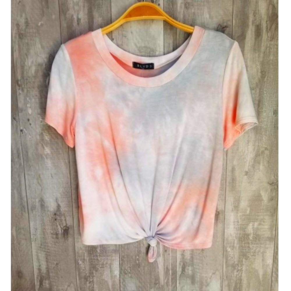 BLVD Tie dyed Crop top